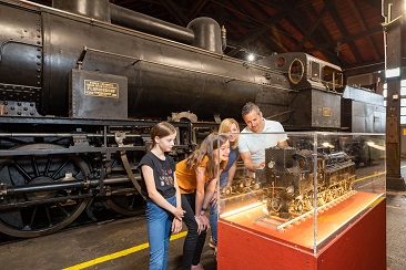 Die Dampflokomotive 77.245 als Modell